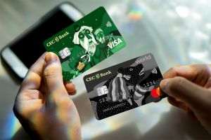 CEC Bank relansează portofoliul de carduri, cu un nou design care aduce în prim-plan tradiţiile româneşti