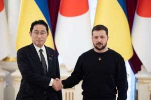 Zelenski salută discuţiile "productive" cu premierul japonez
