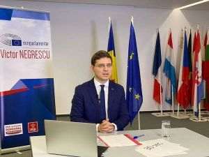 Victor Negrescu: "Instituţiile europene trebuie să reacţioneze la nedreptatea comisă românilor prin veto-ul de la aderarea la Schengen"