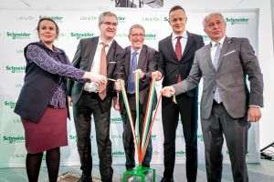 Schneider Electric investeşte 40 de milioane de euro într-o nouă fabrică inteligentă din Ungaria