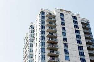Eurostat: Preţurile locuinţelor au scăzut pentru prima dată în ultimii opt ani, în T4 2022