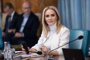 Gabriela Firea: "Am organizat o nouă întâlnire de lucru pentru a dezbate propunerile din Strategia Naţională pentru Tineret 2023 - 2027"