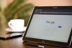 Angajaţii Google cred că chatbot-ul companiei este "mai rău decât inutil"