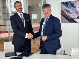 Ioan Nani, Director General Antibiotice şi Hristo Stoykov, Directorul Departamentului de Consultanţă din cadrul BEI