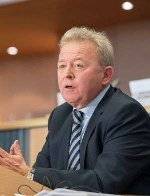 Comisarul UE pentru agricultură crede că se va ajunge la un acord în privinţa tranzitului cerealelor