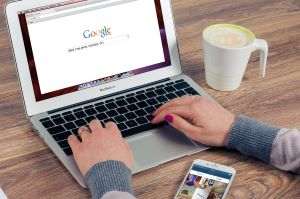 Studenţii politehnişti, acces gratuit la "instrumentele" Google