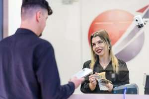 CreditAmanet: 6 avantaje ale serviciului Buy Back pentru mediu şi buzunarele clienţilor