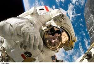 Hrana pentru astronauţi, o soluţie pentru viitorul omenirii