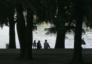 Viceprimarul Capitalei a dispus interzicerea maşinilor în parcul Herăstrău pe aleile cu intrare dinspre Şoseaua Nordului