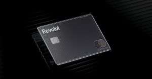  Revolut lansează Ultra, un plan financiar premium şi un card placat cu platină
