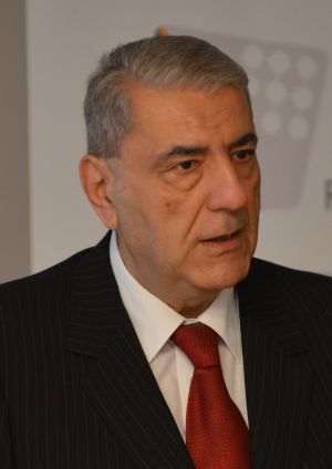 "România are nevoie de o politică de dezvoltare a industriei care să impună şi să valorifice offset-ul ca bază a transferului de tehnologie în ambele sensuri"