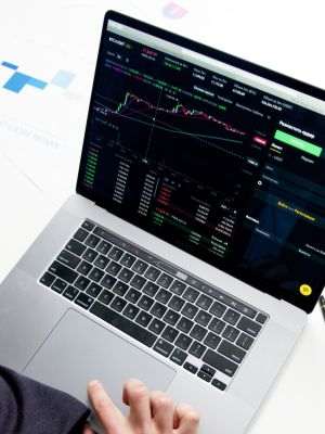 Unul dintre cei mai vestiţi "tauri" de pe Wall Street şi-a ridicat ţinta pentru S&P 500