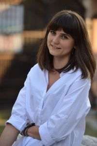 Românii din ce în ce mai activi în căutarea locurilor de muncă