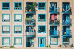Research & Markets: Redresarea preţurilor mărfurilor susţine expansiunea pieţei imobiliare
