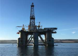 TradeVille: Scăderea vânzărilor OMV Petrom vine pe fondul declinului natural al producţiei