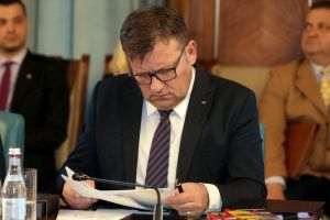 Marius Budăi a demisionat, verificarea azilelor de bătrâni continuă
