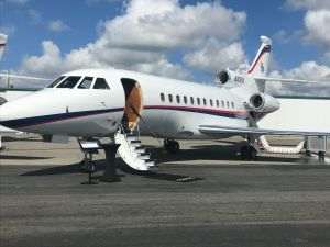 Deplasarea cu avioane private, un trend printre liderii europeni