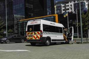 SoftServe aniversează 30 de ani cu o donaţie de 1.2 milioane dolari pentru achiziţia a 100 de ambulanţe pentru Ucraina 