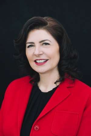 Antoaneta Curteanu, Vicepreşedinte Executiv Retail, UniCredit Bank