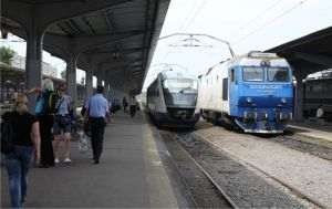 CFR anunţă că viteza medie a trenurilor va fi redusă cu 20-30 Km/h din cauza temperaturilor ridicate