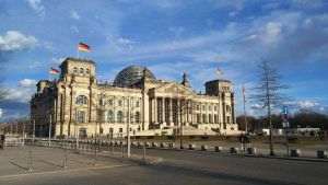 Preşedinta Bundestagului: "Avem nevoie de un efort general pentru a ne asigura că progresul în educaţie este corect "
