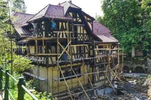 Vila Şipot de pe Domeniul Regal Peleş va reintrarea în circuitul cultural şi turistic al României