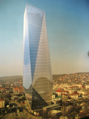 Clădirea ar urma să domine zona centrală a Iaşului.