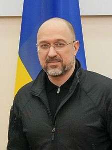 https://en.wikipedia.org/wiki/Denys_Shmyhal#/media/File:Denys_Shmyhal_in_Kyiv,_Ukraine_on_27_February_2023_-_52743140449_(cropped).jpg