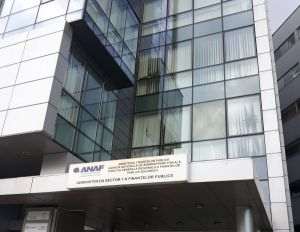 Angajaţii ANAF - în grevă de avertisment, cei din Ministerul Finanţelor amână protestele