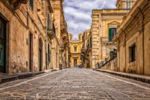 MAE a emis o atenţionare de călătorie pentru Italia