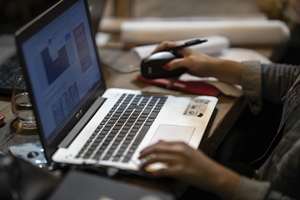UNESCO recomandă o limită de vârstă cu privire la inteligenţa artificială în şcoli 