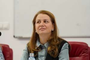 Ligia Deca solicită primăriilor să găsească soluţii rapide pentru relocarea procesului educaţional