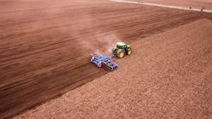 Ministerul Apărării din Ucraina: 470.000 de hectare de terenuri agricole trebuie examinate