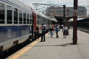 Grevă de avertisment pe calea ferată în această dimineaţă; trenurile vor fi oprite timp de două ore