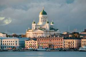 Finlanda se alătură ţărilor baltice şi îşi închide frontierele pentru autoturismele înmatriculate în Rusia
