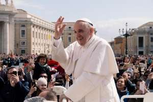 Papa Francisc va merge la Marsilia pentru a susţine cauza migranţilor