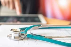 Asociaţii ale pacienţilor acuză că programele naţionale de sănătate au rămas fără finanţare