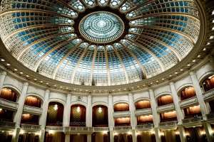 Camera Deputaţilor a adoptat o iniţiativă legislativă care permite înfiinţarea de consorţii administrative