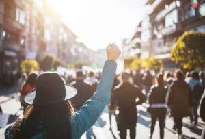 Naţionaliştii bulgari protestează împotriva bazelor NATO, cerând demisia guvernului