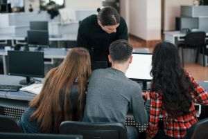 Obiectiv pentru educaţie, revigorarea învăţământului tehnologic