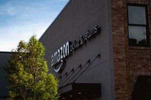 Amazon investeşte până la 4 miliarde de dolari în Anthropic