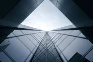 Consiliul Concurenţei analizează tranzacţia prin care PPC Renewables Single Member din Grecia vrea să preia Land Power SRL