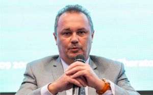 Gabriel Andronache, ANRE: "Surplusul de energie produs de prosumatori pune presiune pe distribuţie şi pe furnizori"