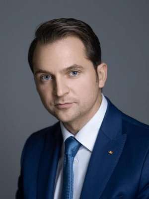 Sebastian Burduja: "Suntem obligaţi să accelerăm proiectul strategic Interconector de Înaltă Tensiune în Curent Continuu"