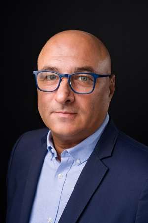 Cornel Dănilă, Director General, Lăptăria cu Caimac