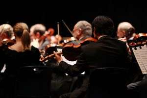 The "George Enescu" Philharmonic opens the 2023 - 2024 symphonic season at the Romanian Athenaeum.