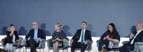  ARMO: Mediul privat şi reprezentanţi ai statului au dezbătut despre viitorul comerţului electronic din România