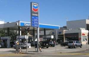 Reuters: Chevron cumpără compania Hess pentru 53 de miliarde de dolari
