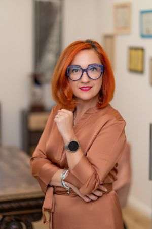 Cătălina Bordianu Calangiu, avocat specializat în legislaţia muncii şi în domeniul practicii medicale, membru fondator al Casei de Avocatură Bordianu & Asociaţi