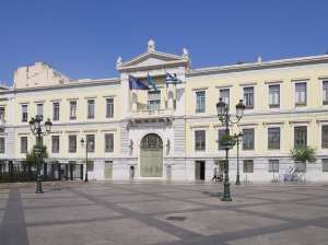 Mass-media: "Grecia începe procesul de vânzare a acţiunilor de 20% din Banca Naţională"
